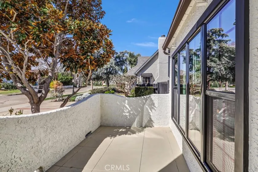 2327 Bonnie Brae, Santa Ana, California 92706 home-pic-30