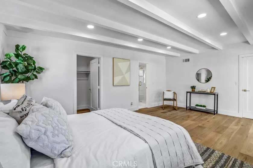 2327 Bonnie Brae, Santa Ana, California 92706 home-pic-19