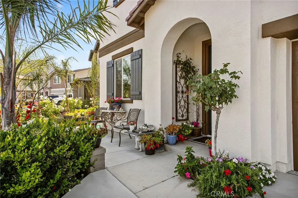 36275 Firelight Circle, Wildomar, California 92595 home-pic-8