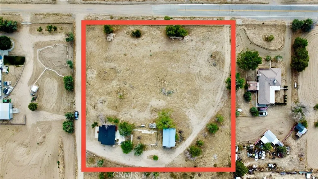 11213 Monte Vista Road, Phelan, California 92371 home-pic-38