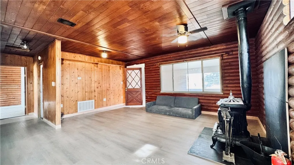 11213 Monte Vista Road, Phelan, California 92371 home-pic-20