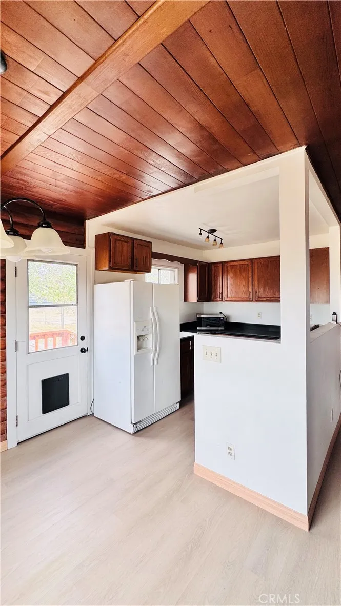 11213 Monte Vista Road, Phelan, California 92371 home-pic-24