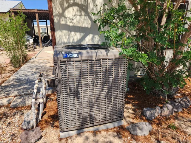AC