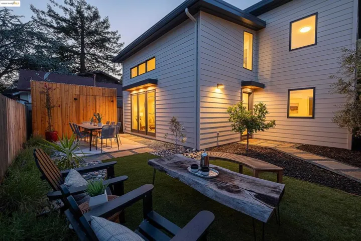 2514 Mathews St, Berkeley, California 94702