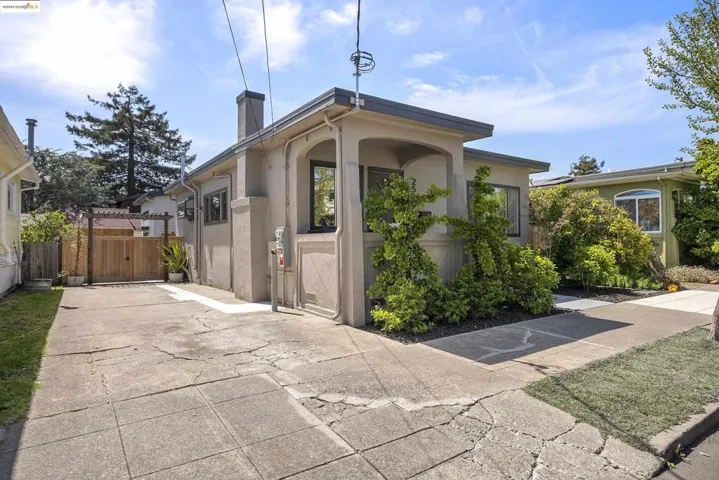2514 Mathews St, Berkeley, California 94702