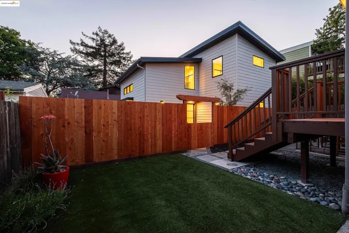 2514 Mathews St, Berkeley, California 94702