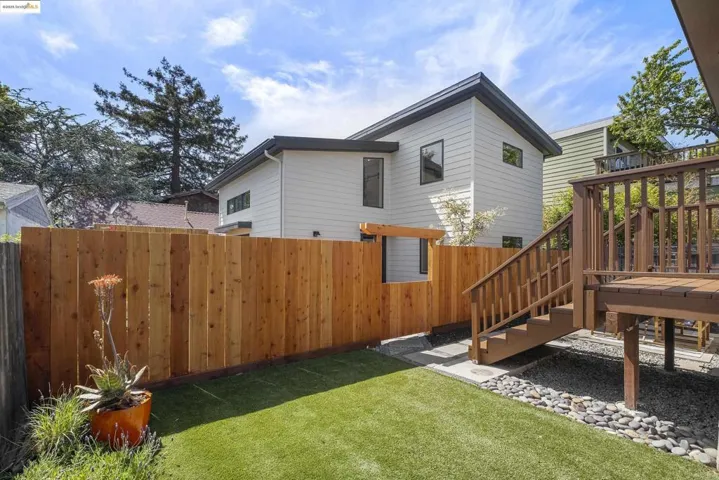2514 Mathews St, Berkeley, California 94702