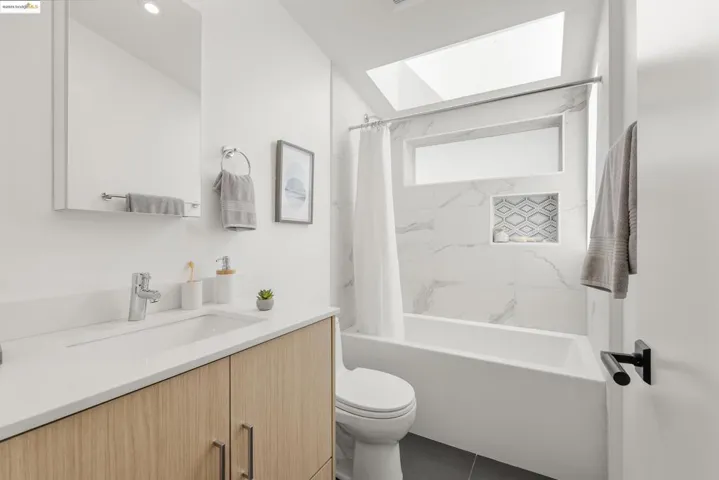 2514 Mathews St, Berkeley, California 94702
