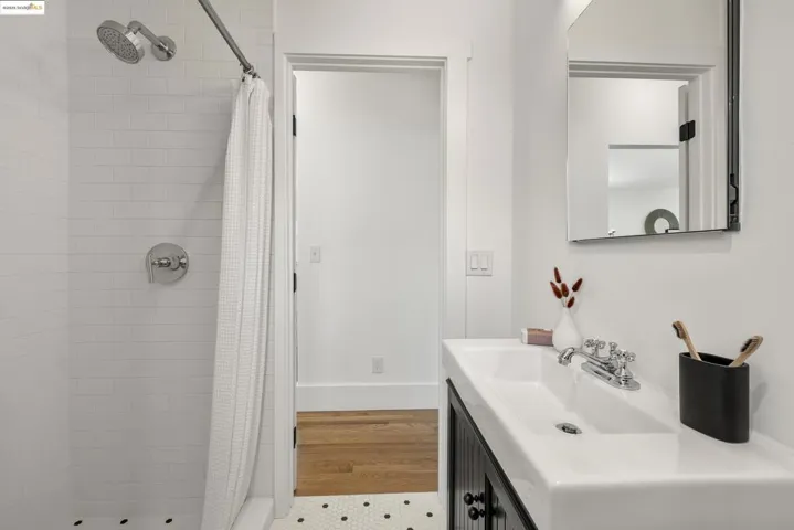 2514 Mathews St, Berkeley, California 94702