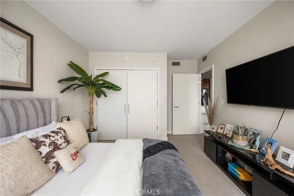 3131 Michelson Drive 606, Irvine, California 92612 home-pic-14