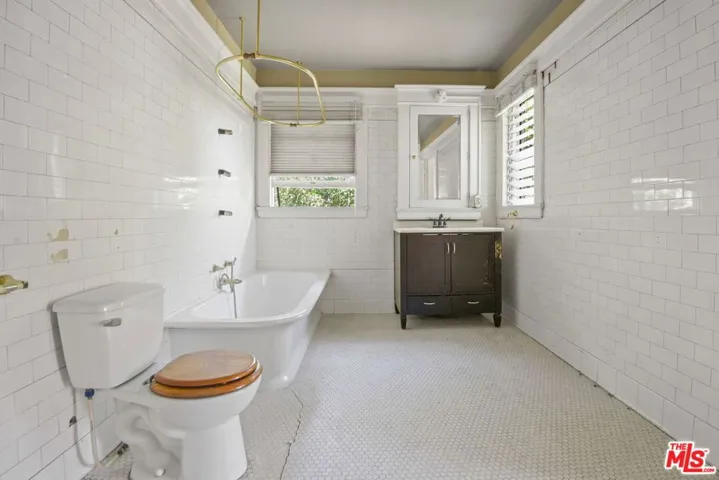 Bathroom 3