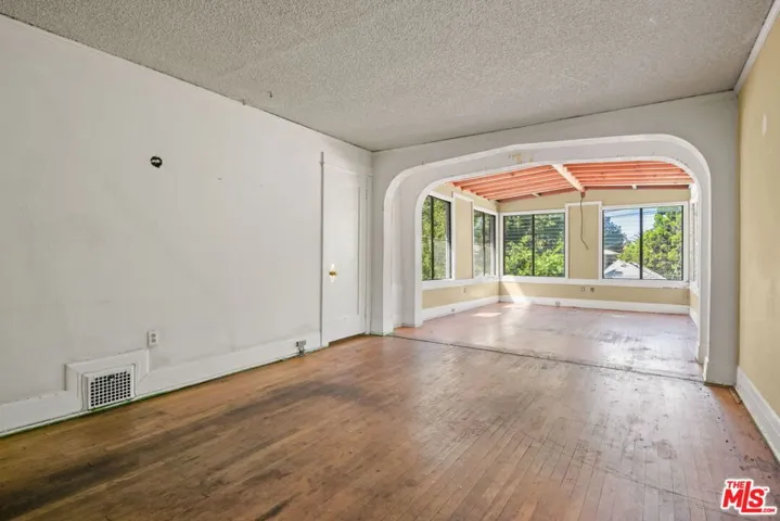 Bedroom 5 with Sunroom
