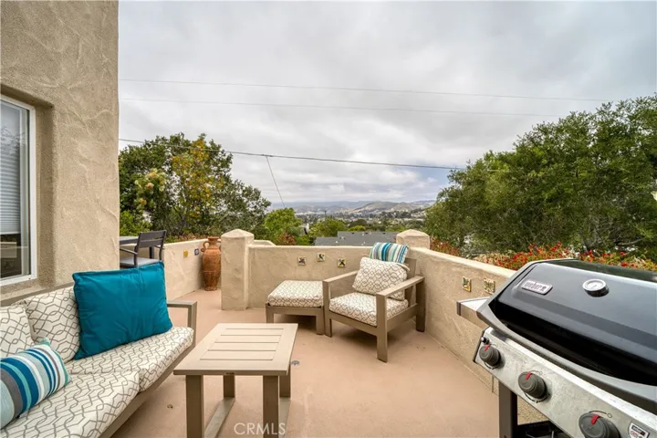 516 Stoneridge Dr, San Luis Obispo, California 93401