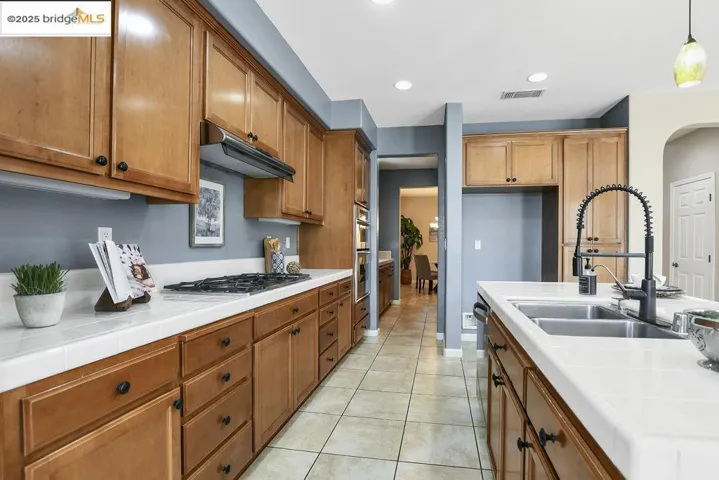 6327 Crystal Springs Cir, Discovery Bay, California 94505