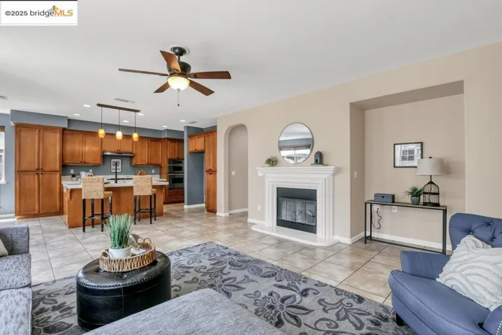 6327 Crystal Springs Cir, Discovery Bay, California 94505