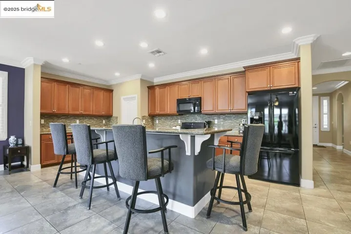 9925 Pyramid Way, Discovery Bay, California 94505