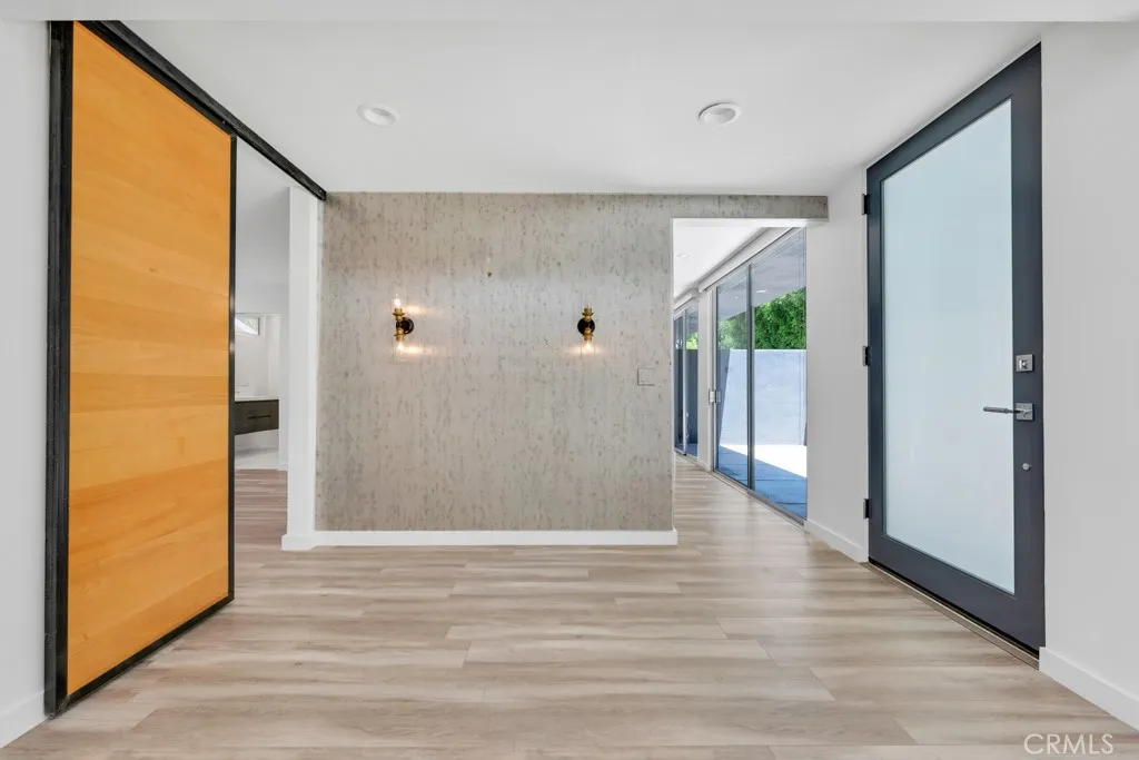 11230 Dilling Street, Studio City, California 91602 home-pic-7