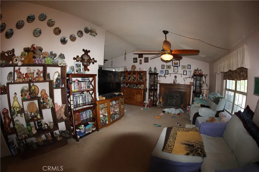 7117 Bonita Avenue, Joshua Tree, California 92252 home-pic-13