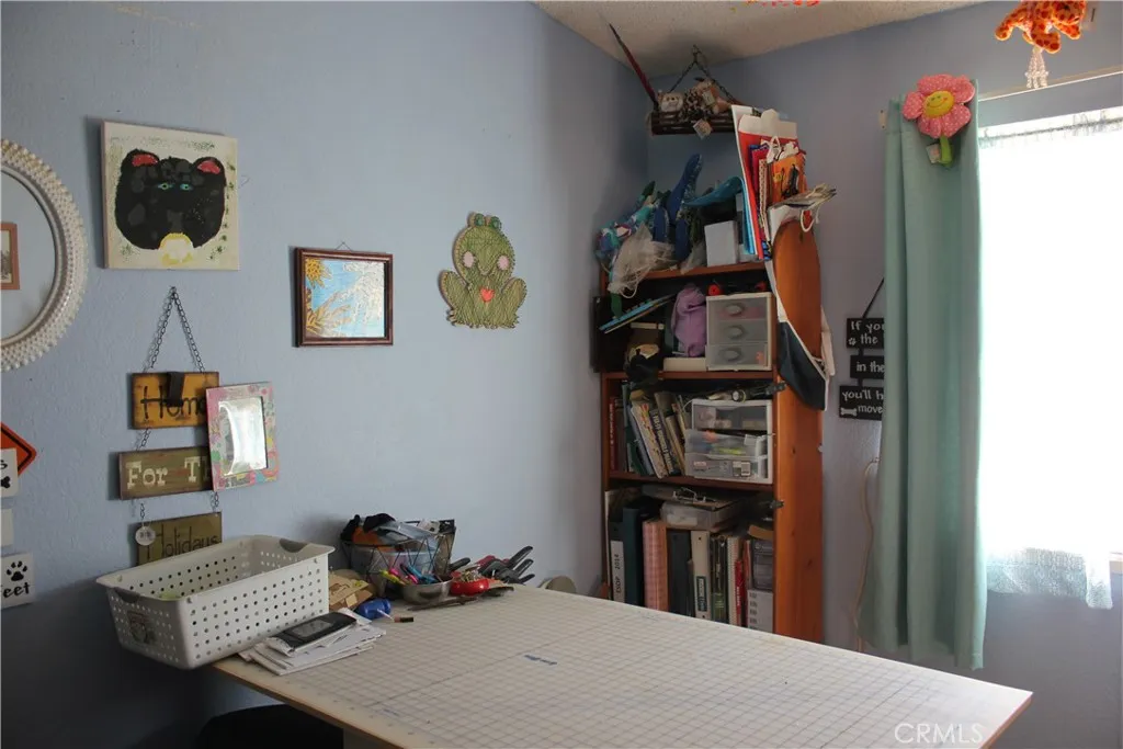 7117 Bonita Avenue, Joshua Tree, California 92252 home-pic-73