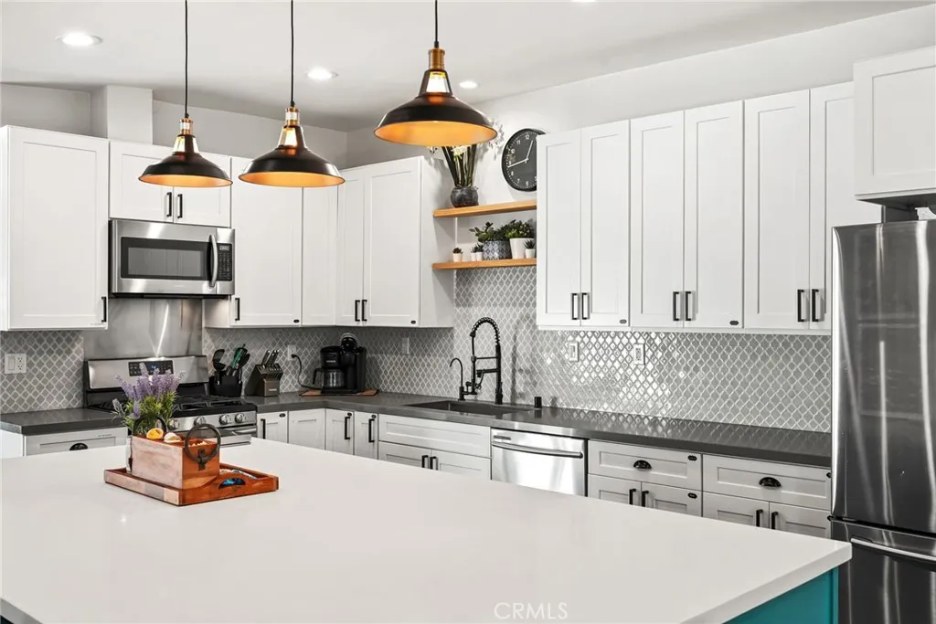 4941 Catamaran Street, Oxnard, California 93035 home-pic-13