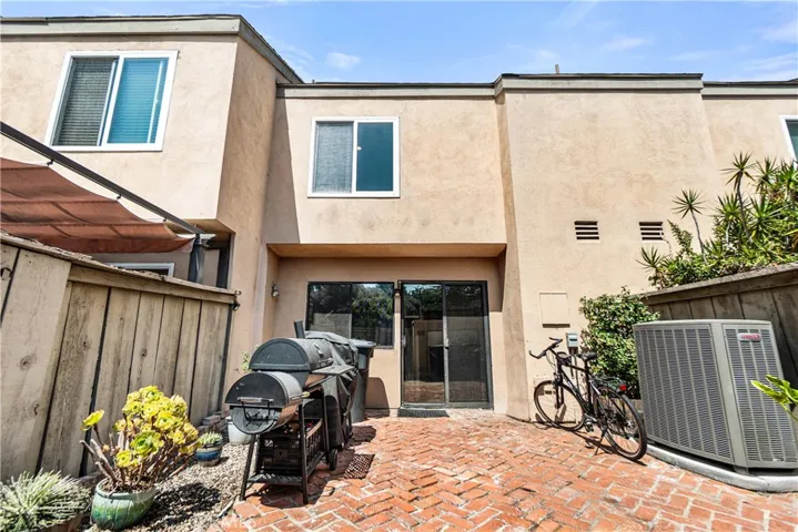 101 W Riverdale Avenue 23, Orange, California 92865