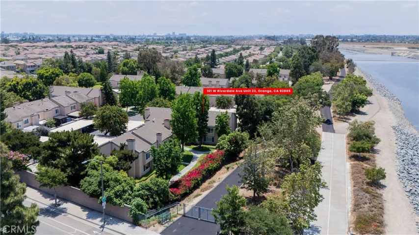 101 W Riverdale Avenue 23, Orange, California 92865