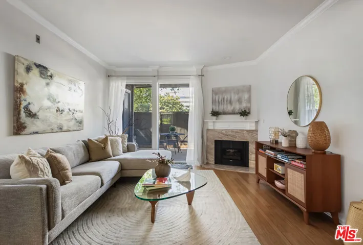 330 Cordova Street 102, Pasadena, California 91101