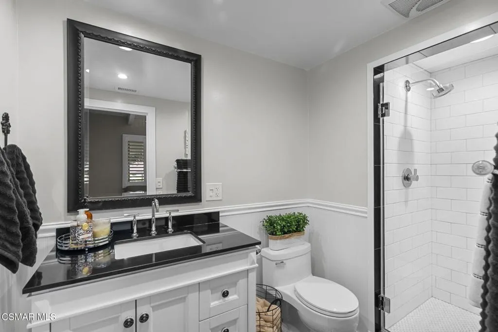 897 Woodlawn Drive, Thousand Oaks, California 91360 home-pic-17