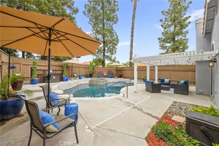 Gorgeous backyard pool
