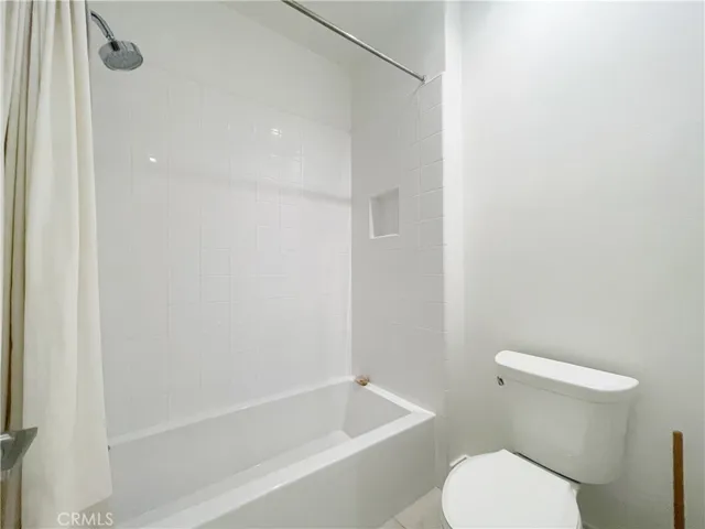 101 Della, Irvine, California 92602