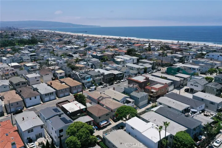 445 Longfellow Avenue, Hermosa Beach, California 90254