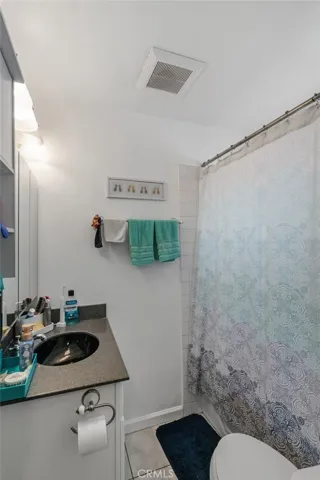 445 Longfellow Avenue, Hermosa Beach, California 90254