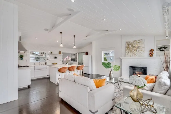 4154 Hill St, San Diego, California 92107