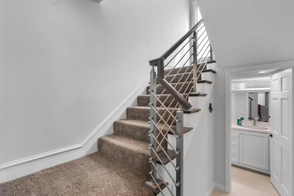 2117 Miramar Drive, Newport Beach, California 92661 home-pic-16