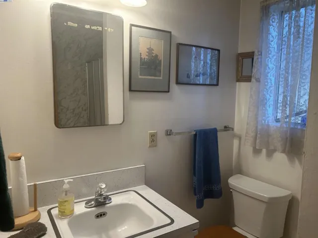 18393 Pepper St, Castro Valley, California 94546