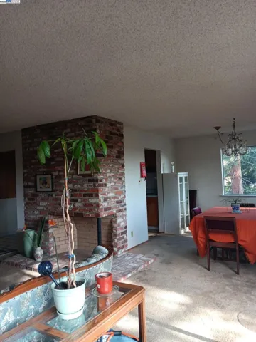 18393 Pepper St, Castro Valley, California 94546