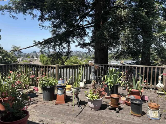 18393 Pepper St, Castro Valley, California 94546