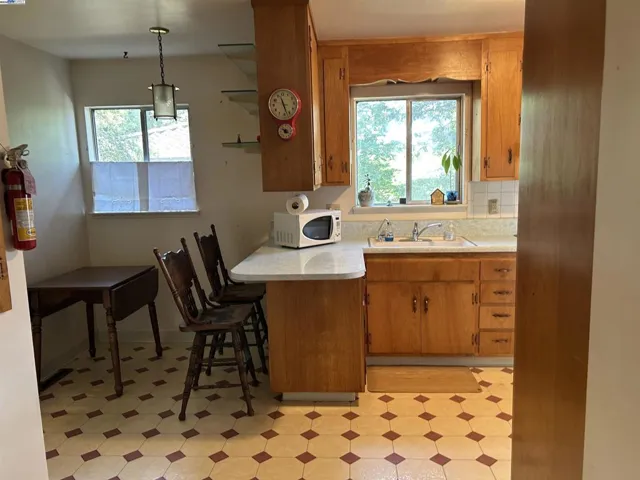 18393 Pepper St, Castro Valley, California 94546