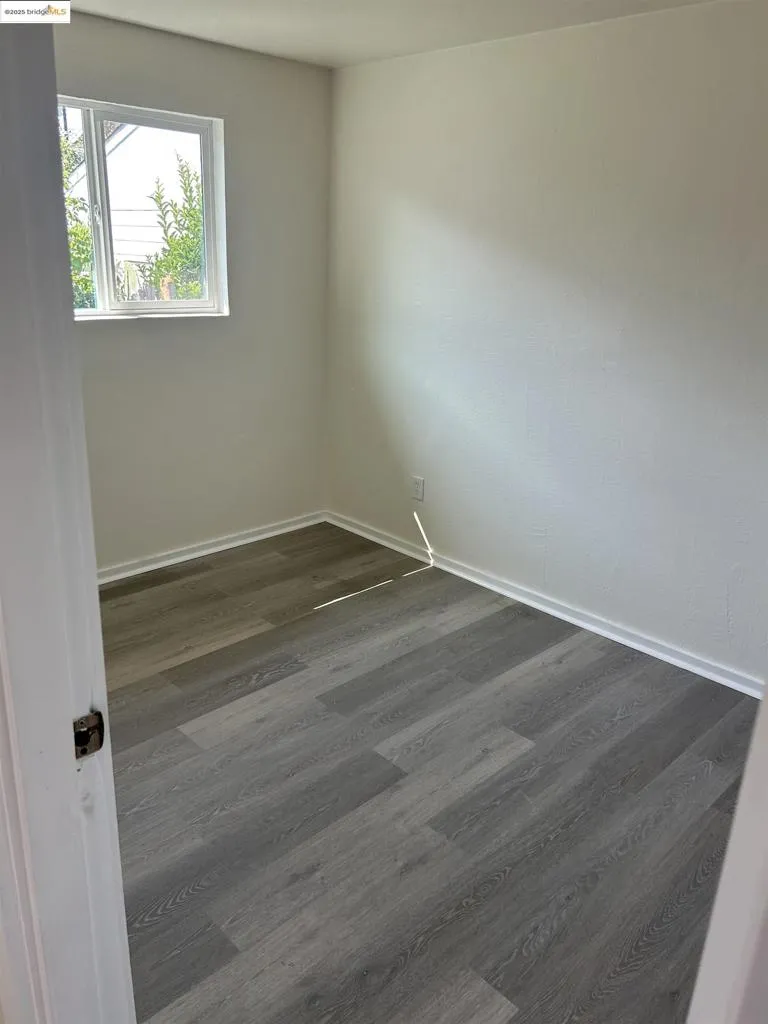 2017 27th Ave, Oakland, California 94601 home-pic-6