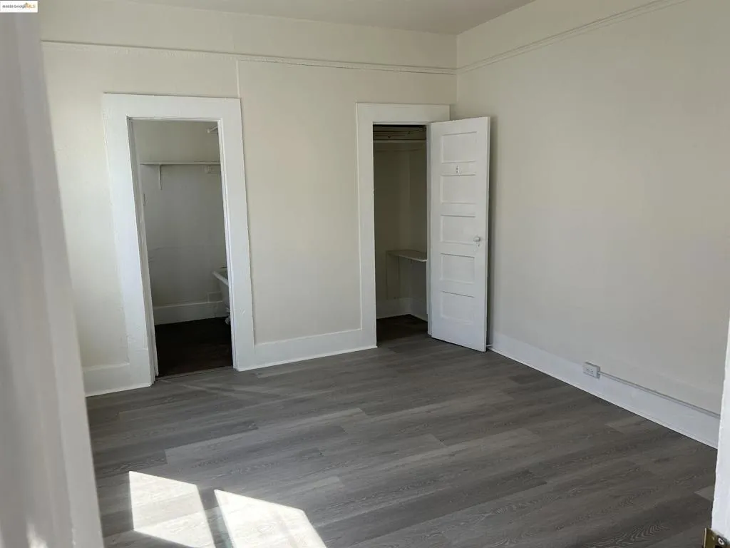 2017 27th Ave, Oakland, California 94601 home-pic-18