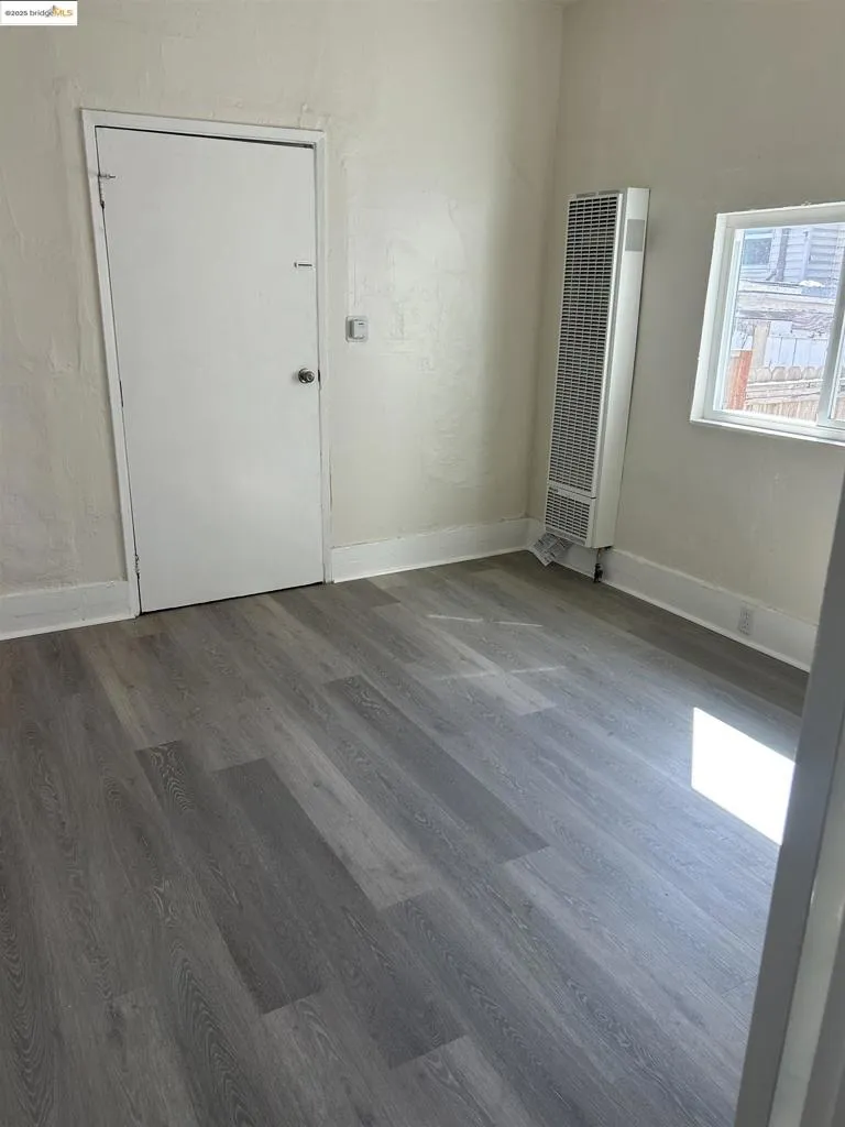 2017 27th Ave, Oakland, California 94601 home-pic-7