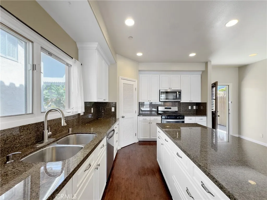 121 Loma Lane, San Clemente, California 92672 home-pic-20