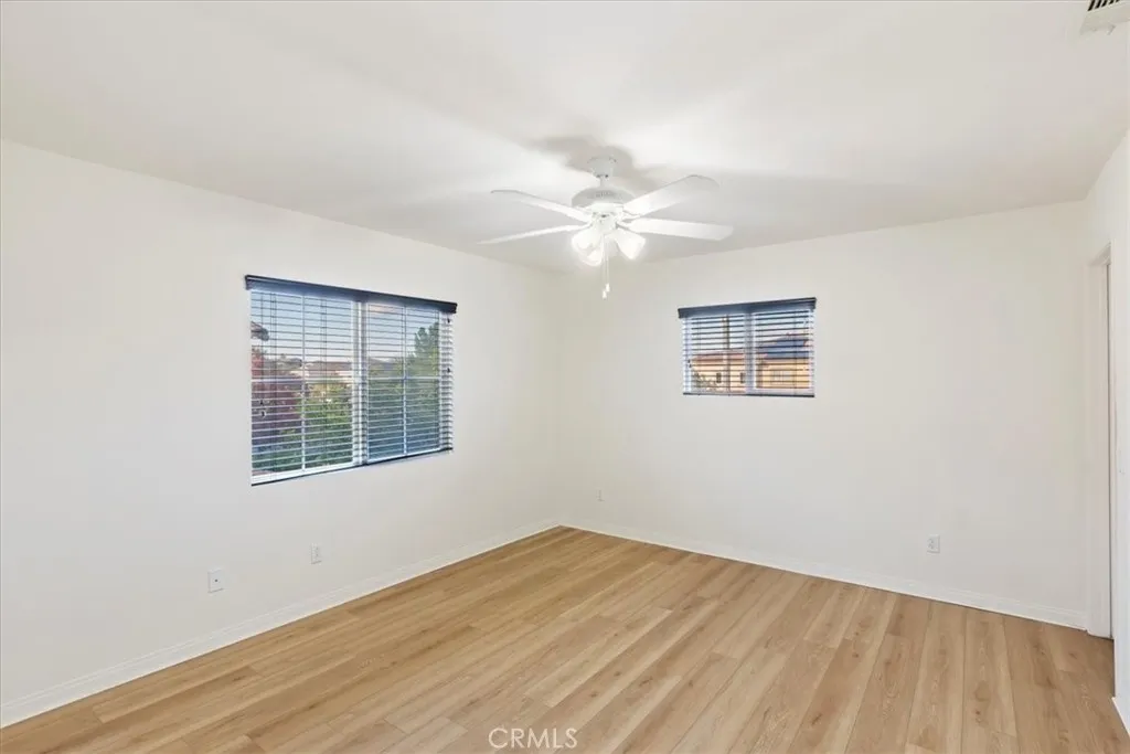 21567 Coral Rock Lane, Wildomar, California 92595 home-pic-38