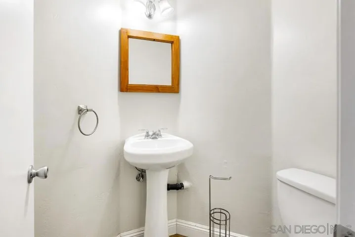 14060 Pebble Brook Ln, San Diego, California 92128