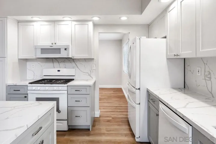 14060 Pebble Brook Ln, San Diego, California 92128