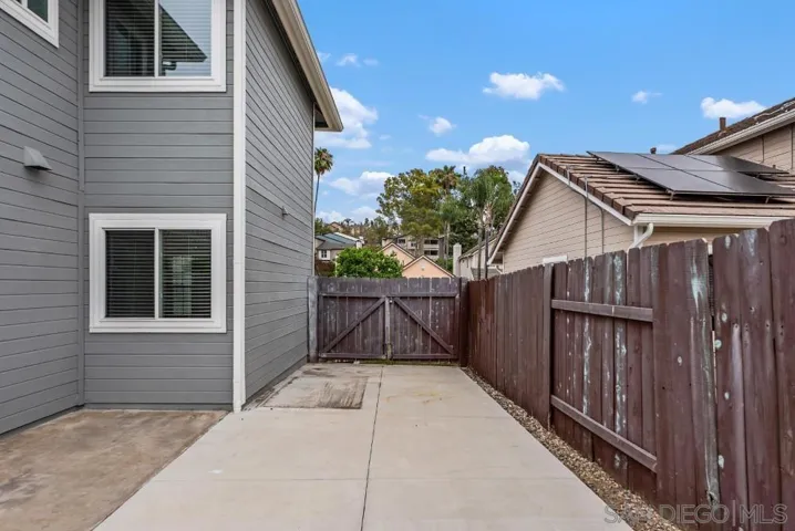 14060 Pebble Brook Ln, San Diego, California 92128