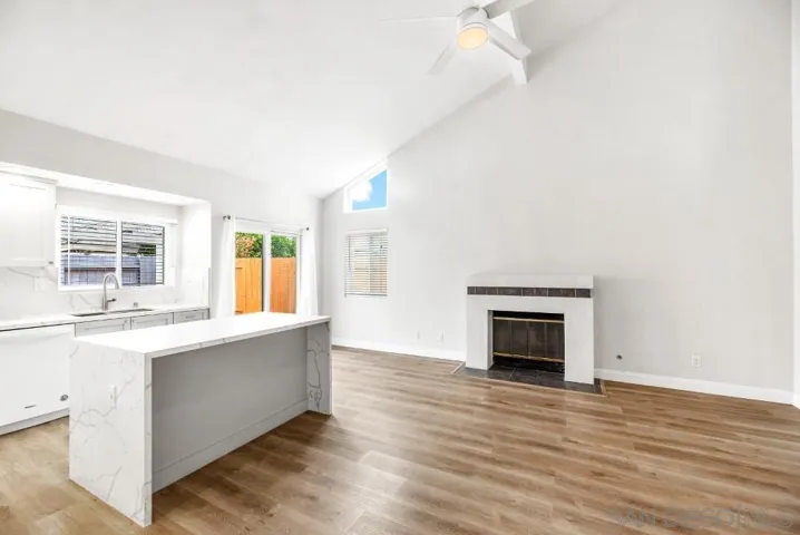14060 Pebble Brook Ln, San Diego, California 92128