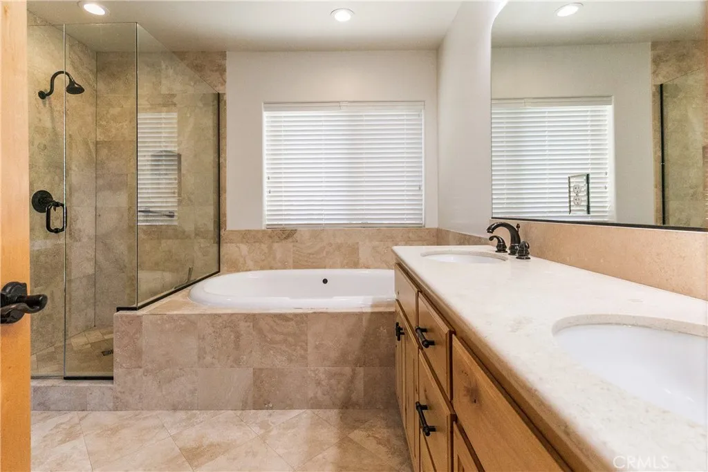 26855 Inyo Court, Lake Arrowhead, California 92352 home-pic-23