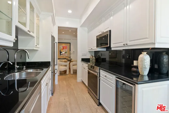 2102 Century Park Lane 101, Los Angeles, California 90067