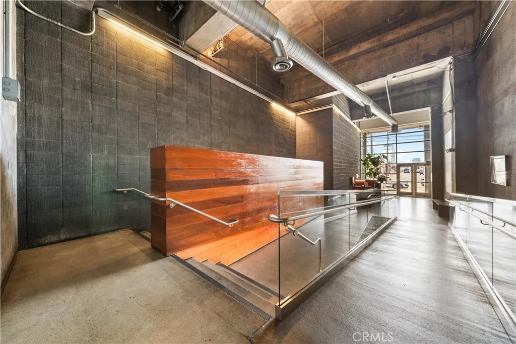 527 Molino Street 213, Los Angeles, California 90013 home-pic-26